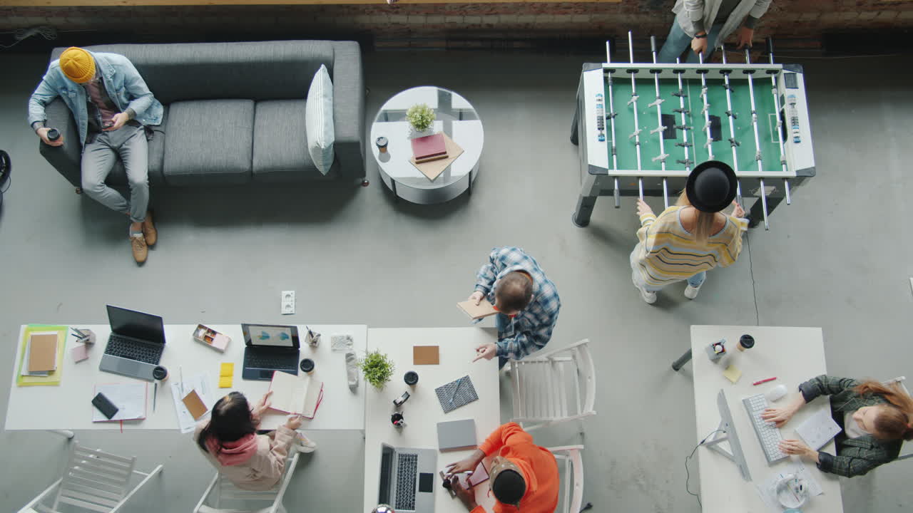 Modern Office Environment with Collaboration and Recreation