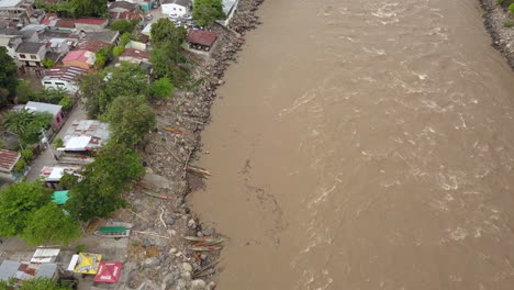 Magdalena-river,-Honda-city-Colombia