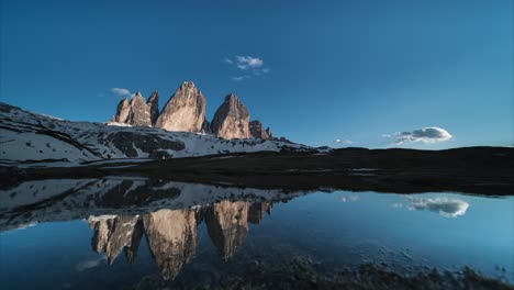 Zeitraffer-Der-Berühmten-Drei-Zinnen-In-Den-Dolomiten