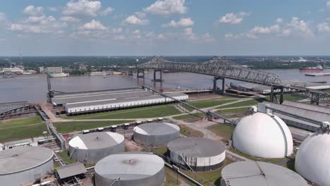 Establishing-shot-of-Baton-Rouge,-Louisiana