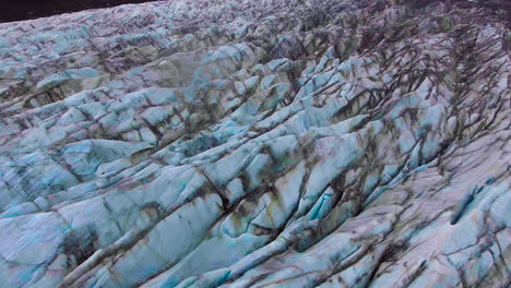 el glaciar svinafellsjokull en el vatnajokull, en islandia.
