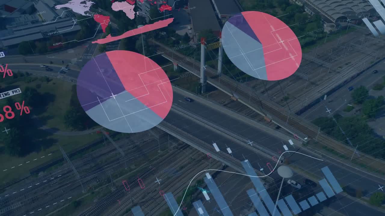 animación del procesamiento de datos estadísticos a través de la red de red frente a una vista aérea del tráfico urbano