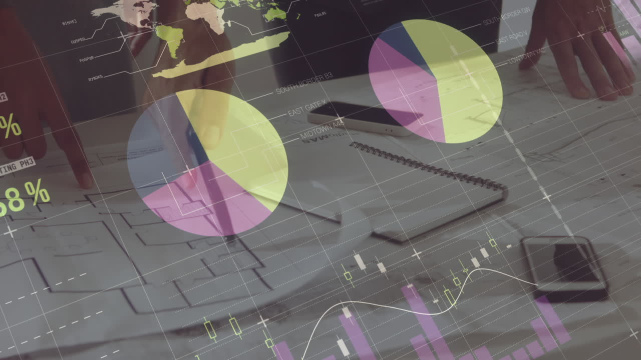 animación de estadísticas y procesamiento de datos financieros sobre arquitectos con planes en reunión