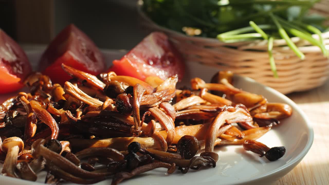 Roasted Mushrooms with Tomatoes