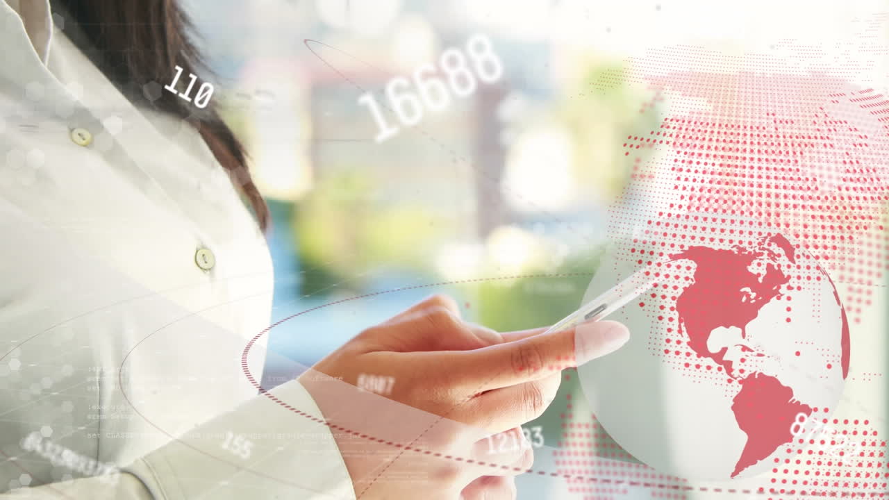 스마트폰을 사용하는 아시아 여성 위에 움직이는 숫자와 지구의 애니메이션