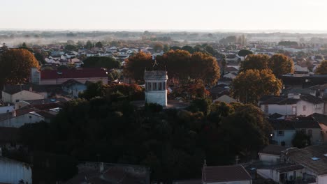 Motte-Garden-dominates-the-city-of-Mauguio-and-the-surroundings