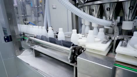 Pharmaceutical-bottle-manufacturing