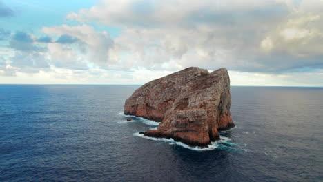 Flying-towards-Foradada-Island-from-Belvedere-La-Foradada,-Capo-Caccia,-Alghero,-Sardinia,-Italy