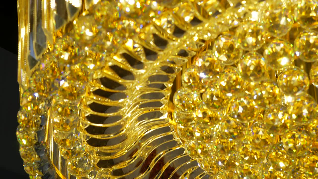 럭셔리 크리스탈 들리어