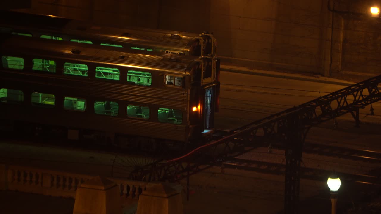 기차역에서 통근 열차