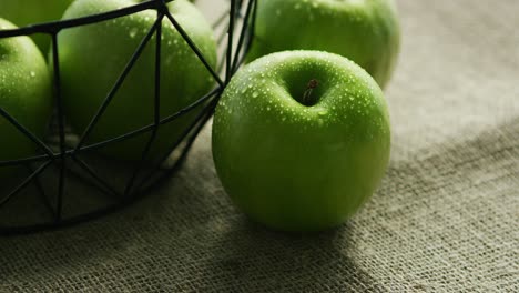 Green-fresh-wet-apples-