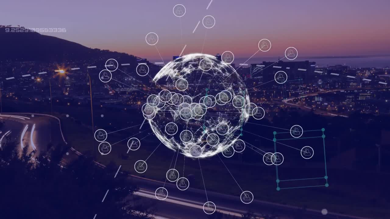 Globo che gira con dati e rete di connessione bianca