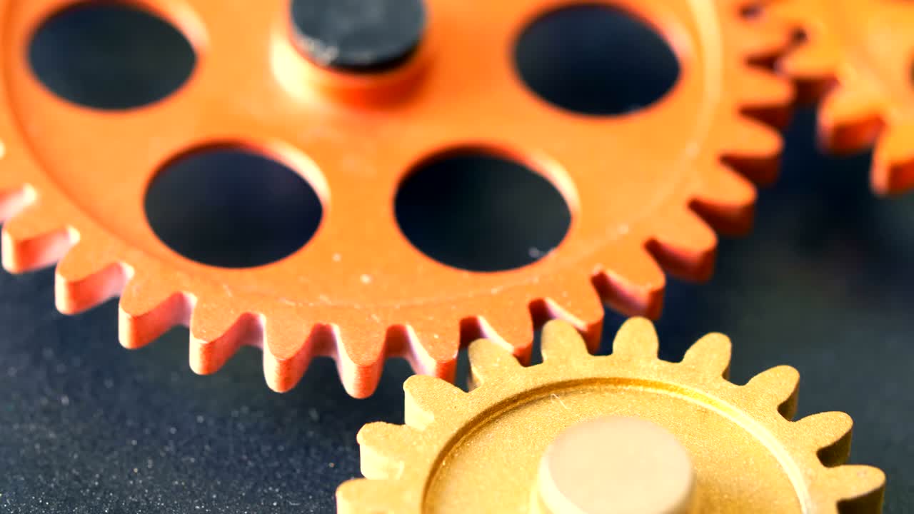 ruedas en marcha: ideas, progreso - de cerca