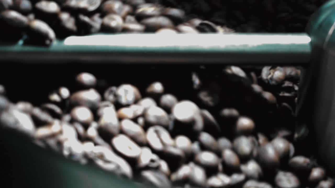 Roasting process of the coffee beans