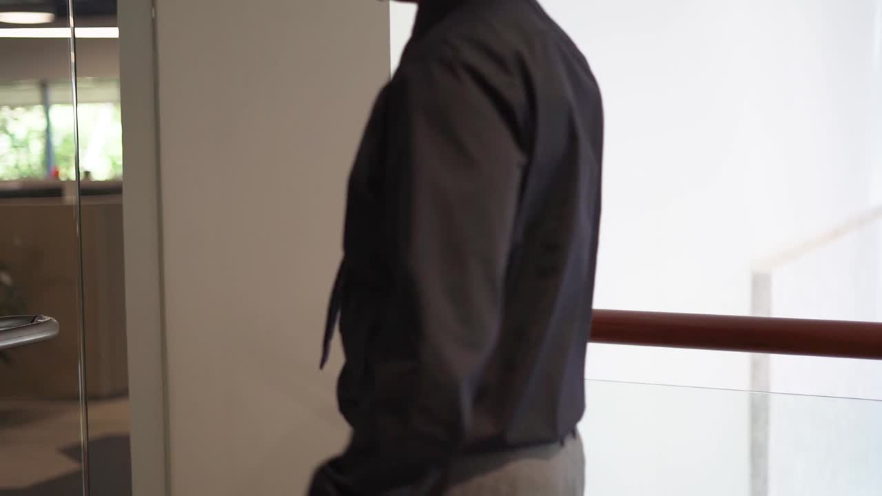 보안 비즈니스 사무실에 회사원 배지