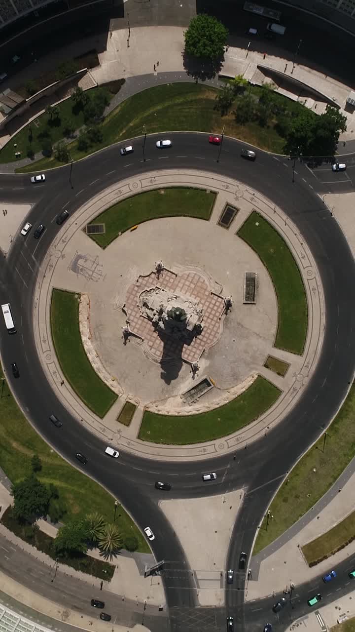 la rotonda del marqués de pombal. lisboa, portugal el video vertical