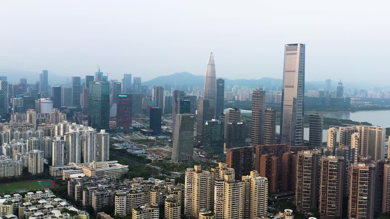 Edifícios de centro de negócios em Shenzhen, China.