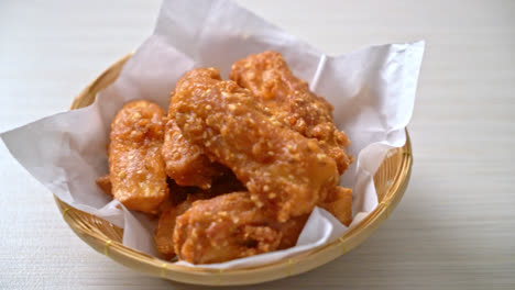 deep-fried-sliced-potatoes-stick-with-sesame---Thai-food-style