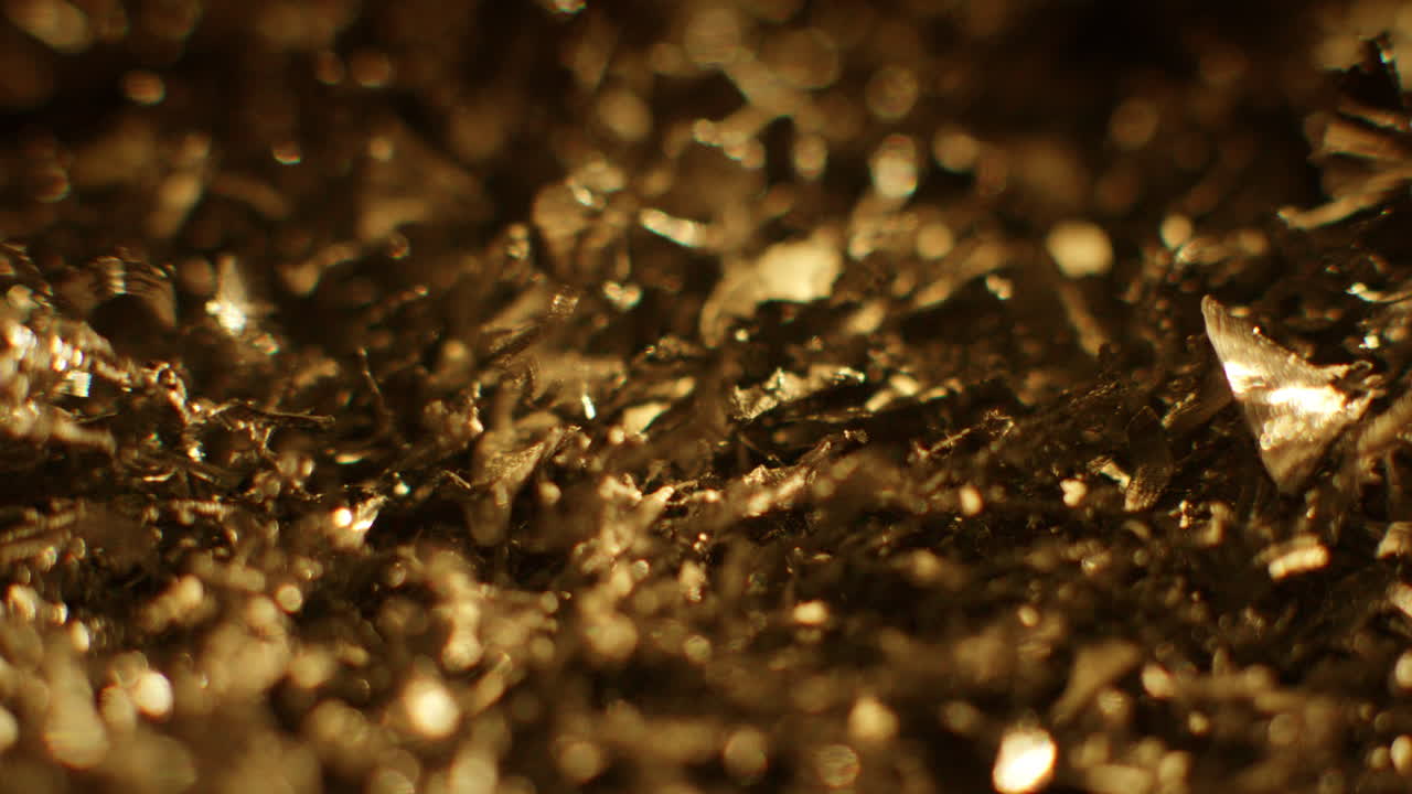 Golden color metal fillings