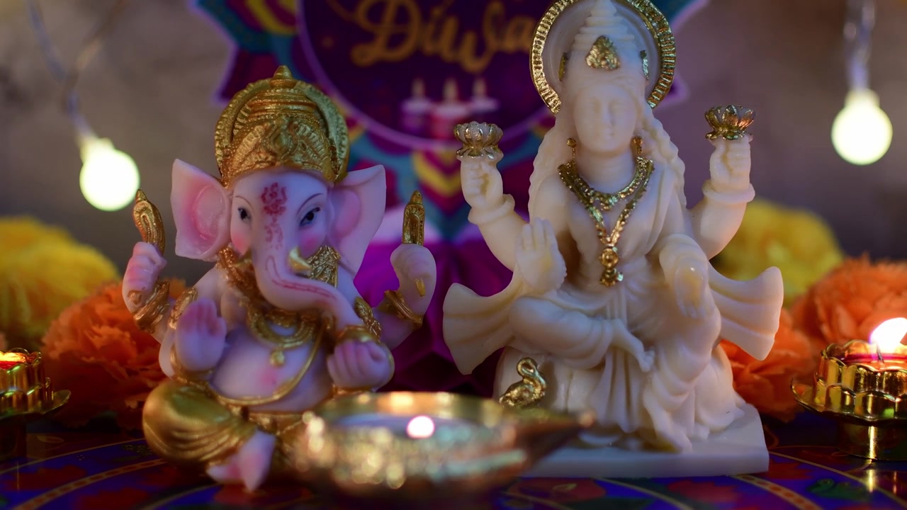 Signore Ganesha e Dea Lakshmi che celebrano il festival delle luci Diwali