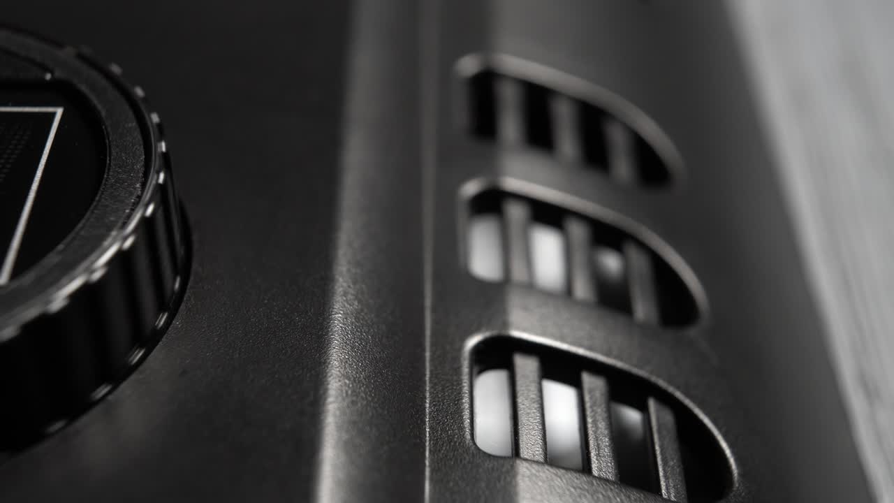 ajuste de potencia rotación de primer plano del dispositivo de plástico en el panel de control