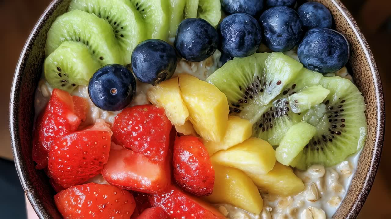 Healthy Fruit Oatmeal Bowl