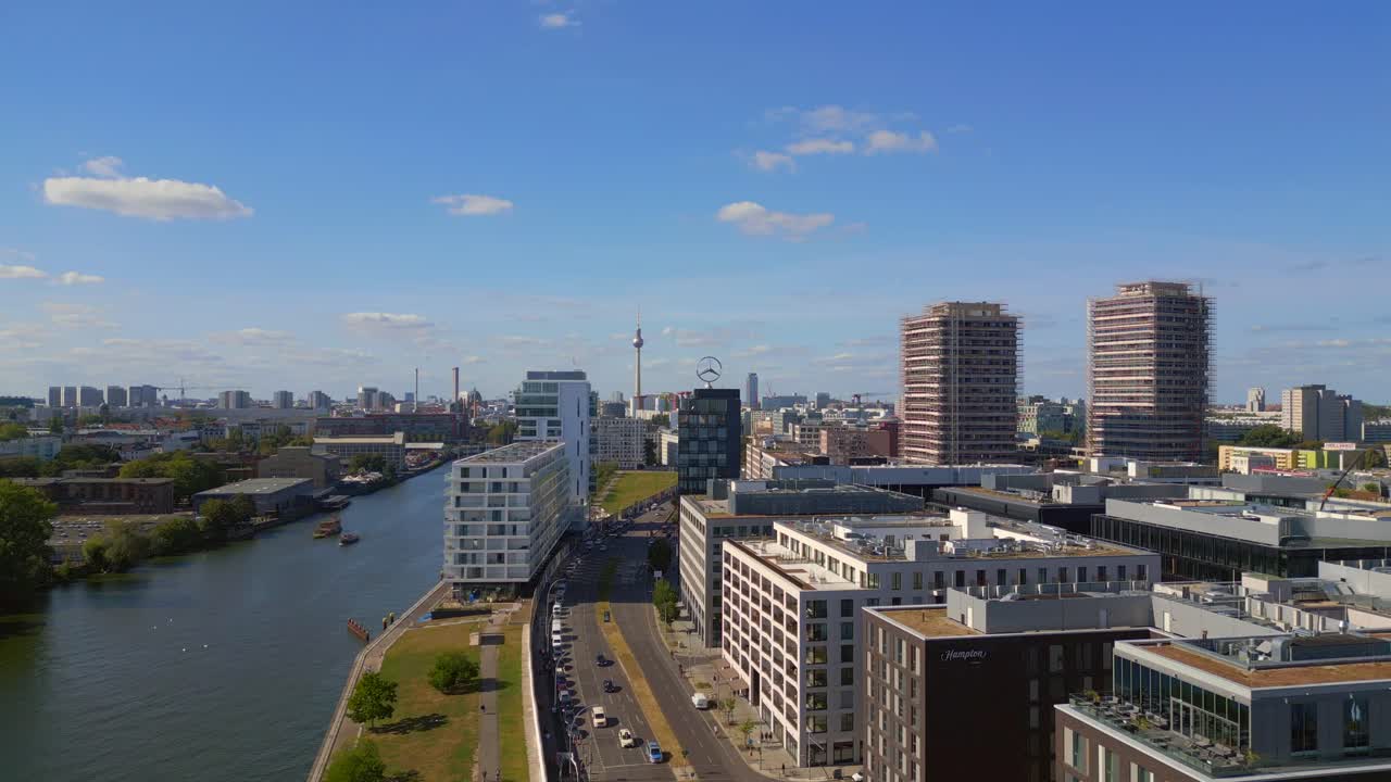 torre della TV Berlino estate città Muro Confine Fiume