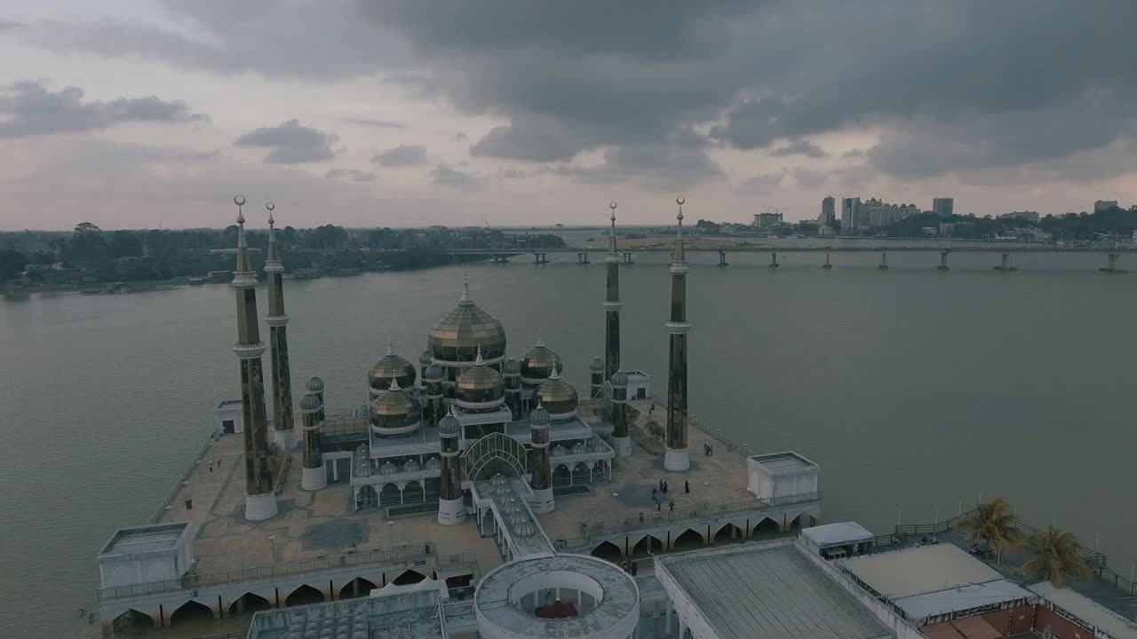 кристальная мечеть.