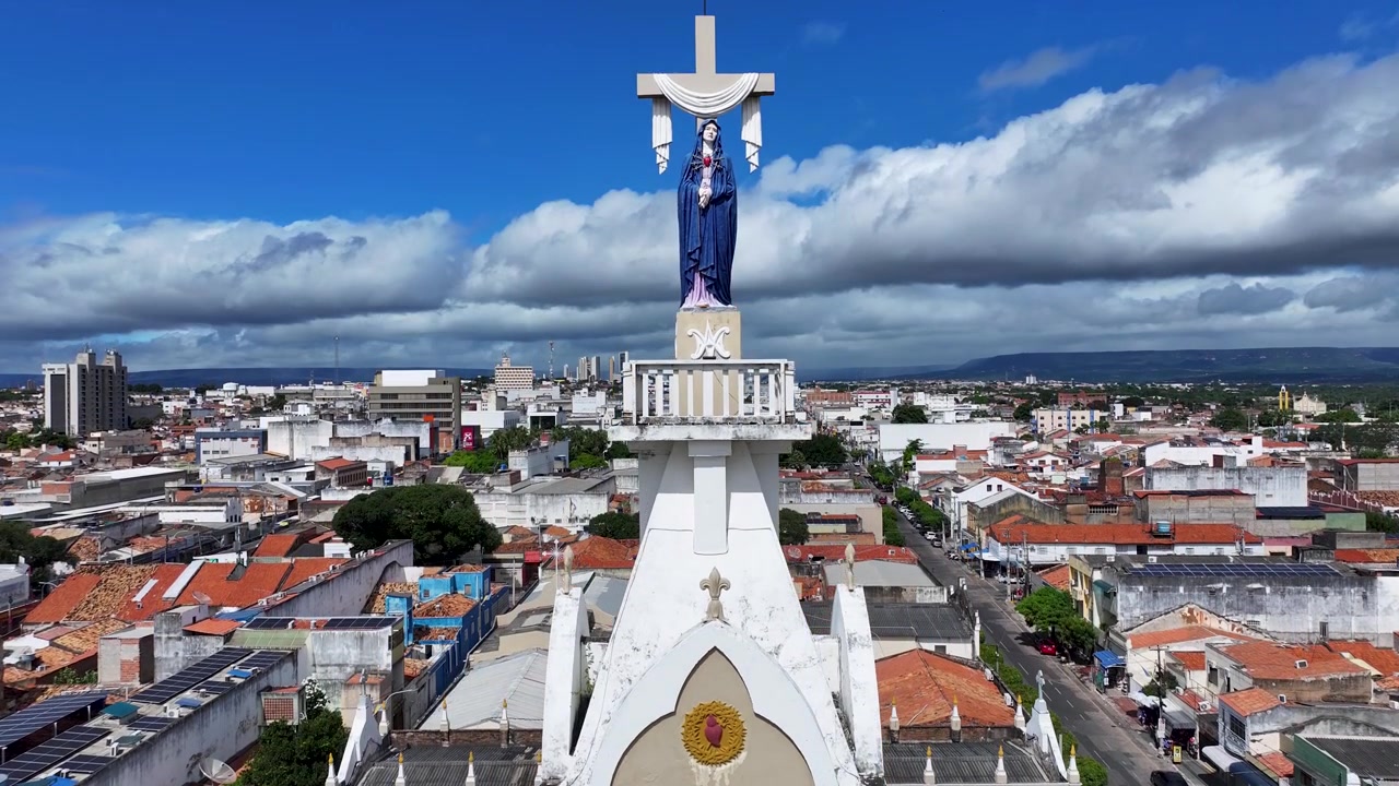 Cattedrale di Nossa Senhora Das Dores a Juazeiro Do Norte, Ceará, Brasile. Centro città. Sentiero dei pellegrini. Bella chiesa. Cattedrale di Nossa Senhora Das Dores a Juazeiro Do Norte, Ceará, Brasile.