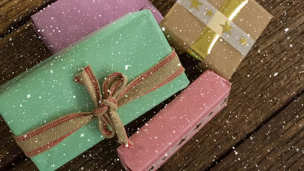 크리스마스 선물로 눈이 내리는