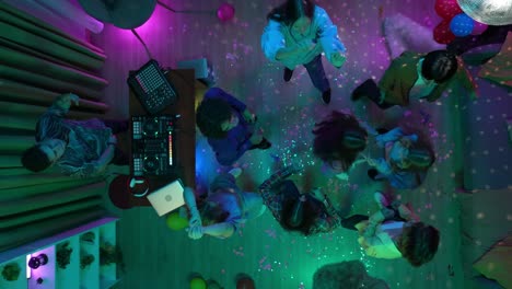 friends party