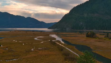 Canadian-Nature-Landscape,-Howe-Sound