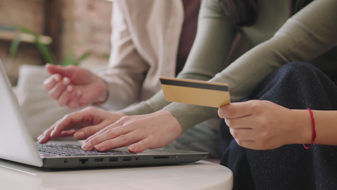 compras en línea con tarjeta de crédito