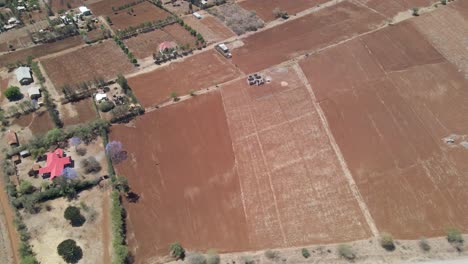 antena de tierras de cultivo áridas en las zonas rurales de kenia