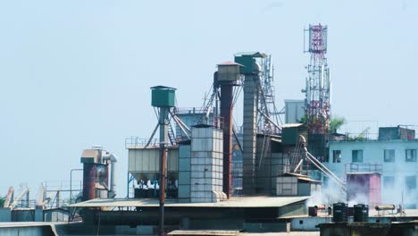 planta de contaminación ambiental industrial en un país del tercer mundo bangladesh asia
