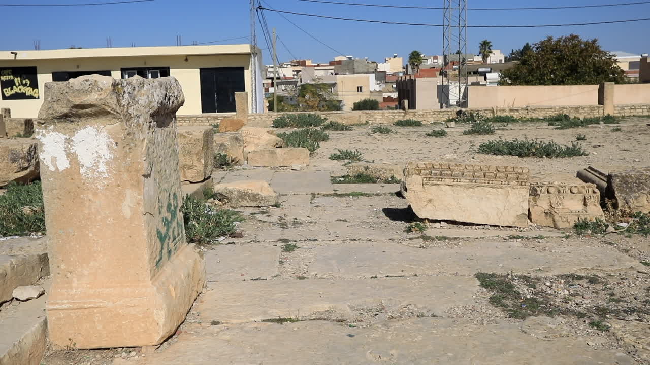 Antiche rovine di Maktaris nella città di Makthar in Tunisia