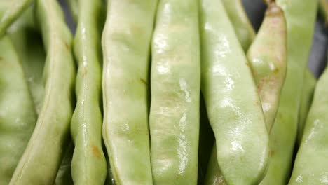 primer plano de frijoles verdes frescos