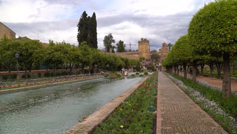 Empty-gardens-of-Alcazar-in-Cordoba,-spain