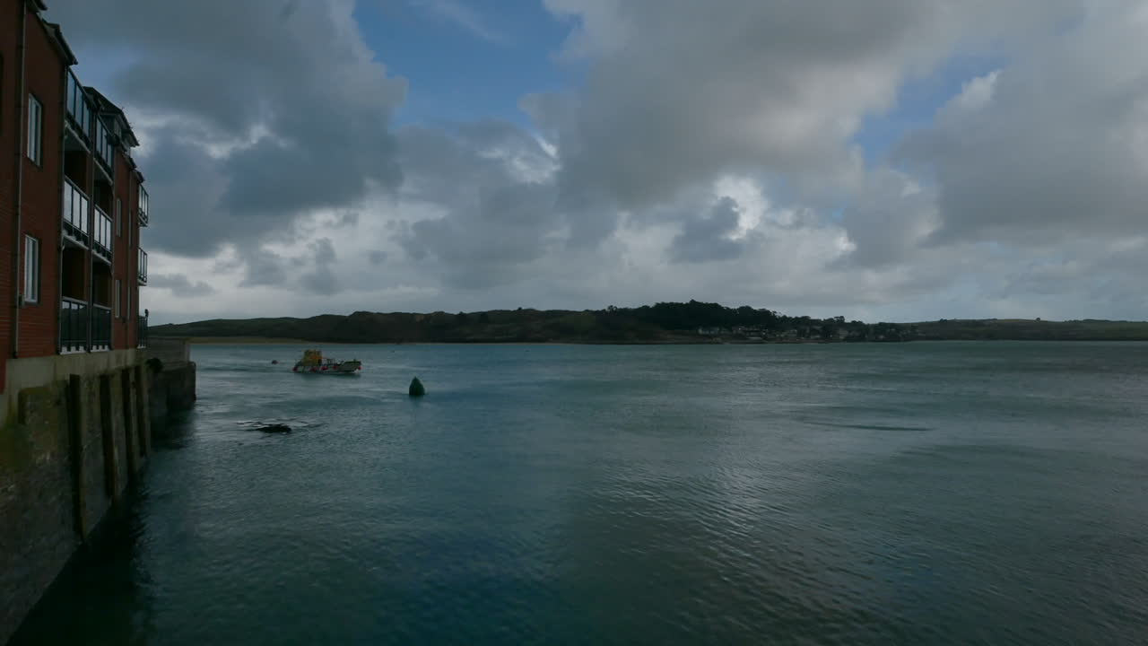 Time lapse of the Padstow to Rock ferry across the camel estuary in Cornwall.