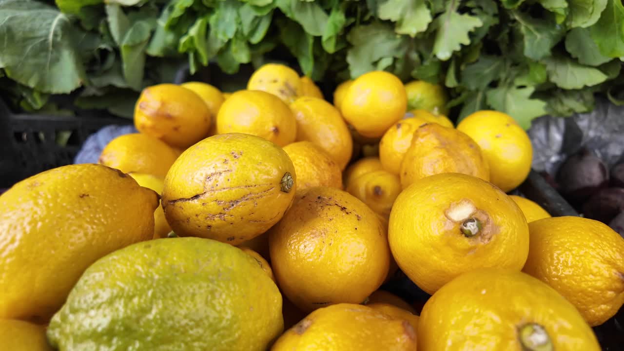 Pile of Lemons at a Farmers Market