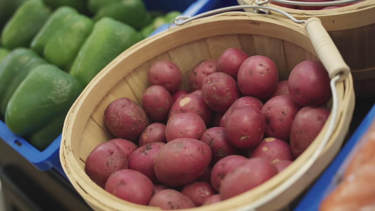 Fresh red potatoes at food shelf in gropcery store of Minnesota, USA.