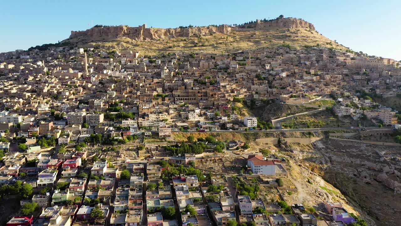 마르딘은 터키 남동부에 있는 도시입니다.