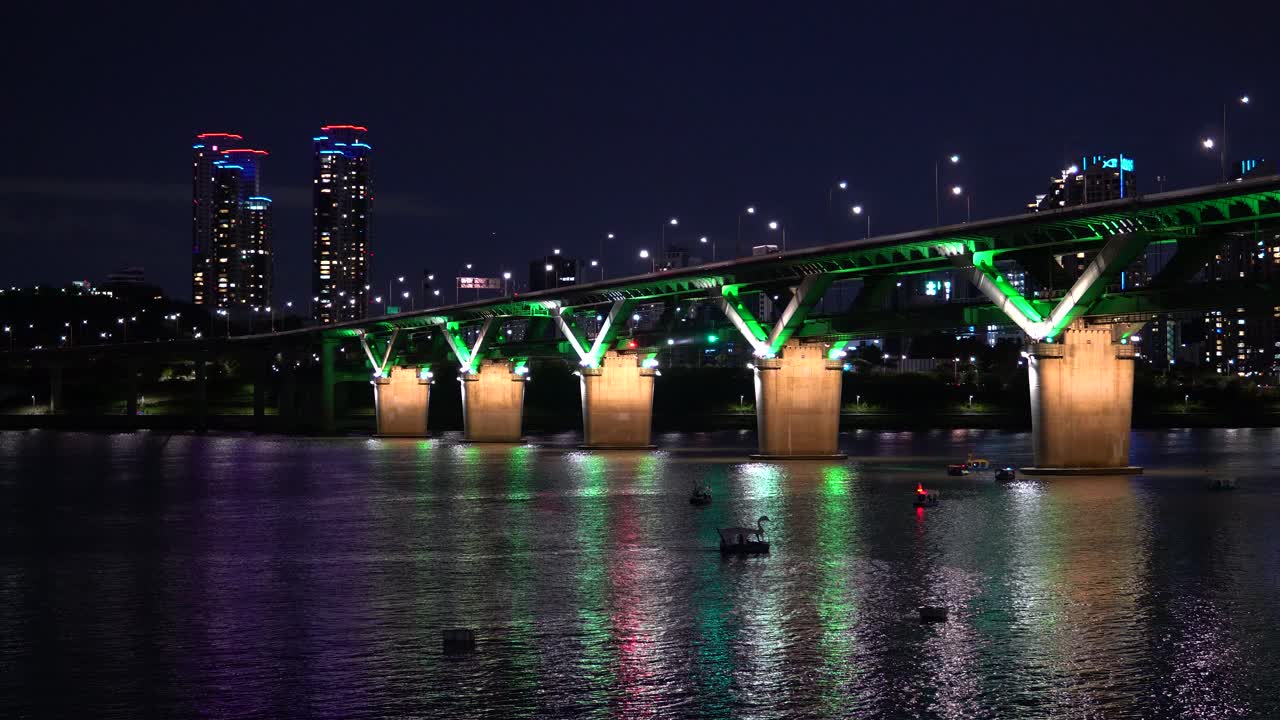 Cheongdam Bridge With Night Duck Boat Riding On Hangang River In Seoul, South Korea. Wide Shot