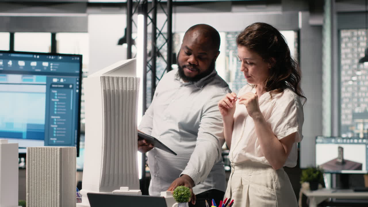 Vertical Video Property developers discuss the challenges of city planning and land acquisition