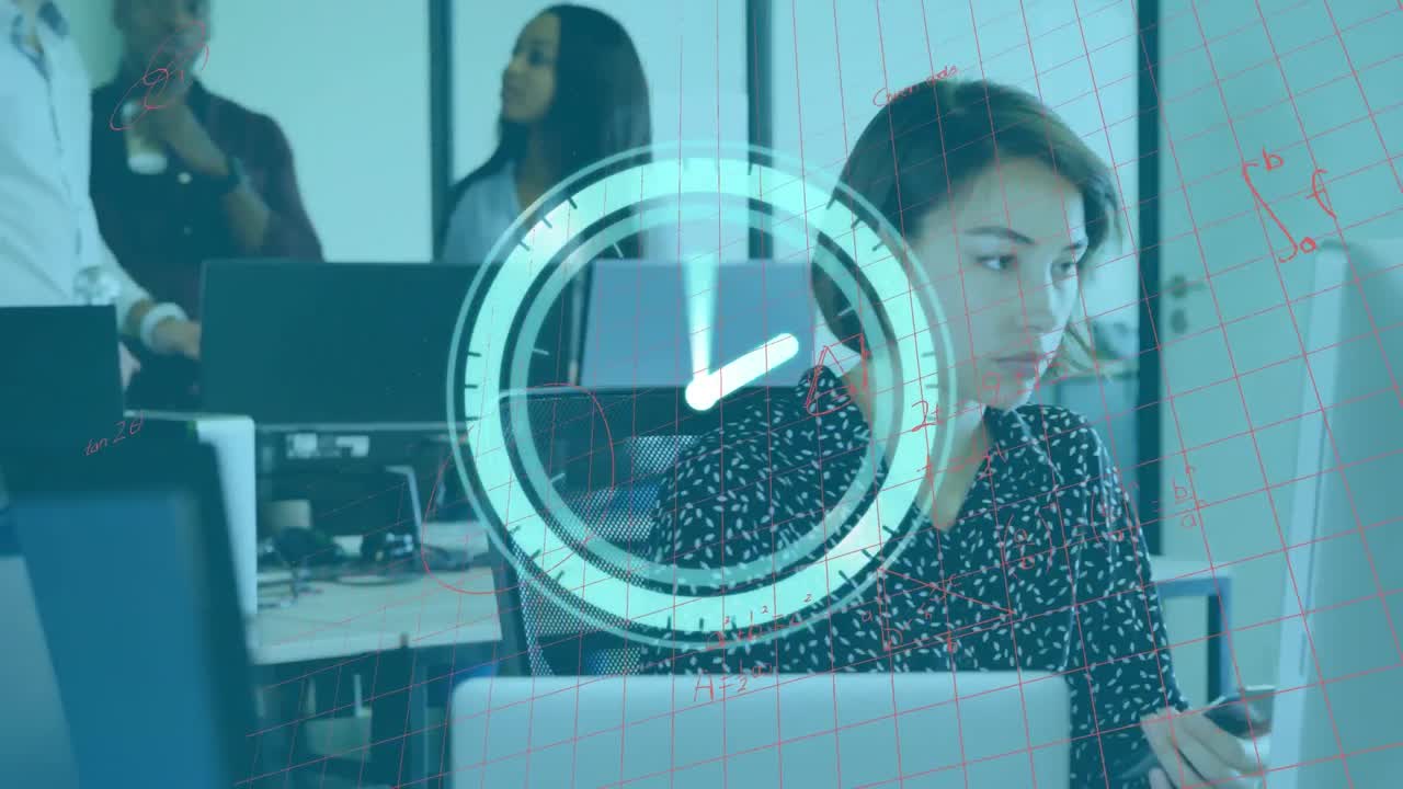 анимация часов и математических формул над деловыми людьми