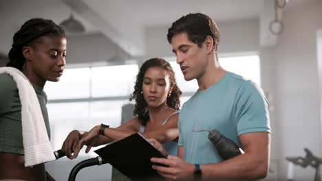 fitness consultation in the gym