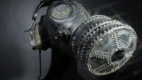 sparklehead gasmask 4k 05