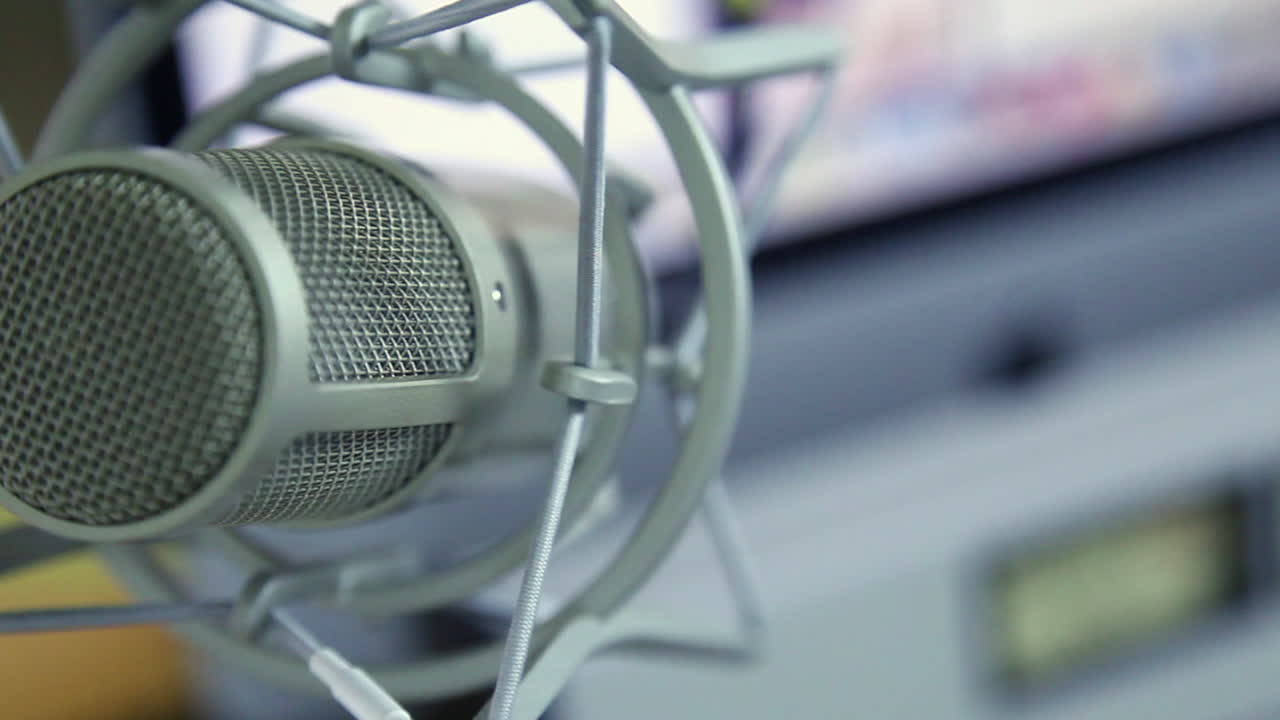 microfono de estacion de radio profesional