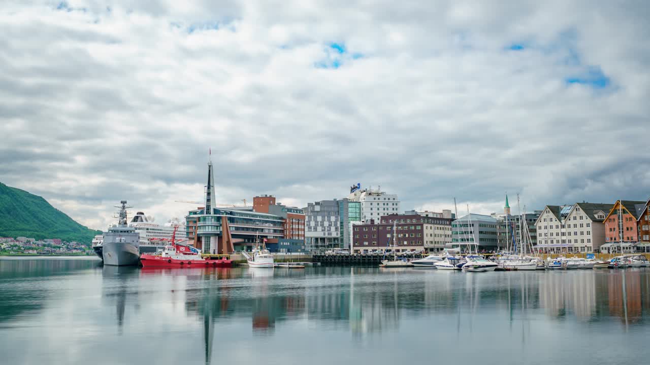 노르웨이 북부 트롬소 의 마리나 의 전망