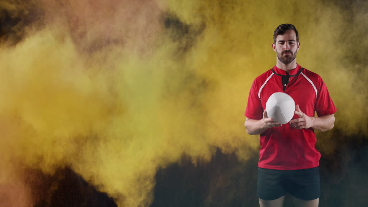 Giocatore di rugby professionista con una palla in mano 4k